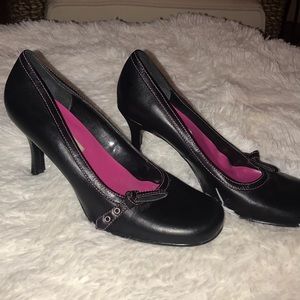 Steve Madden heels pink accents